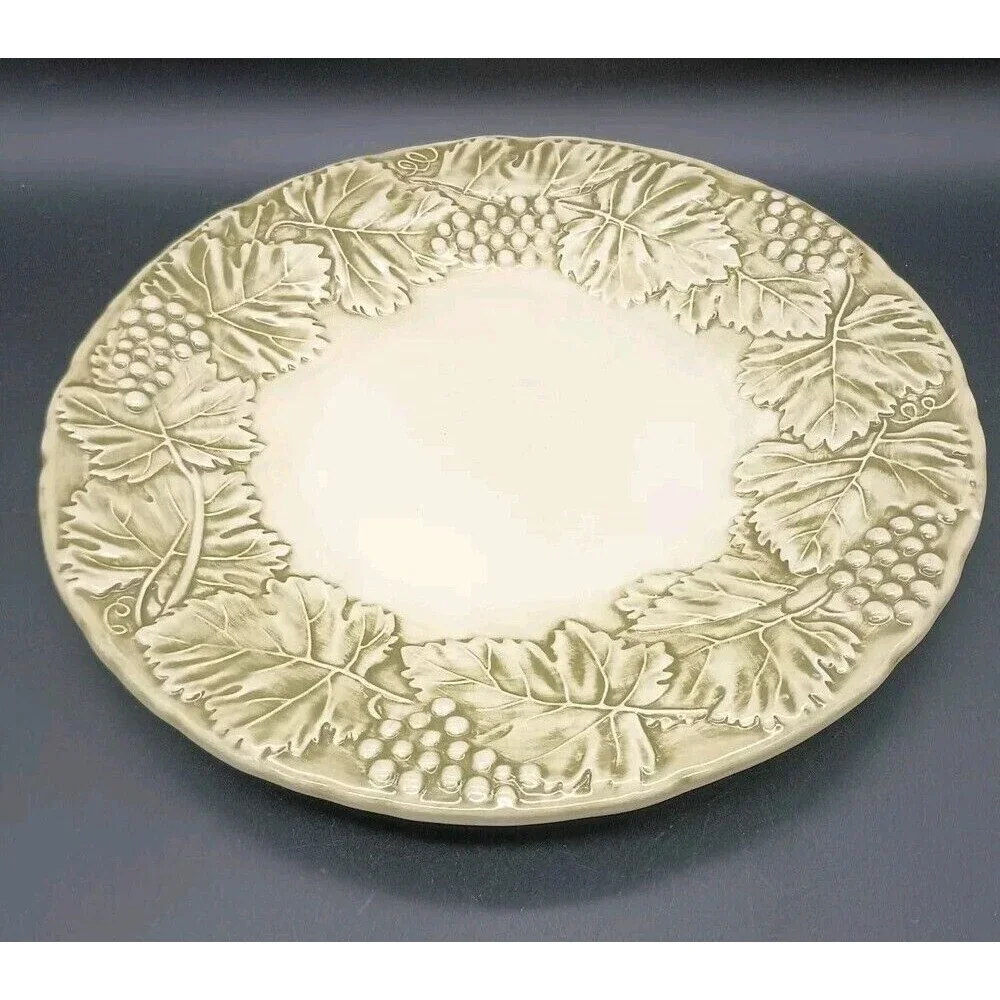Williams Sonoma Napa Sage Embossed Leaves Grapes Brushed Green Dinner Plate